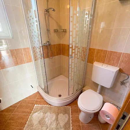 Nika 2 公寓 德拉马利