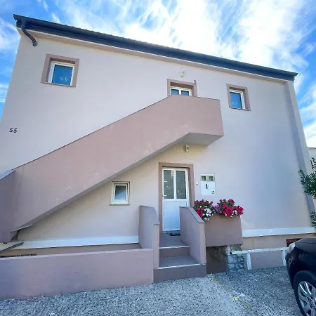 Апартаменты Nika 2 *